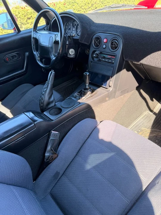 1991 Mazda NA MX-5 Miata - Image 8 of 8