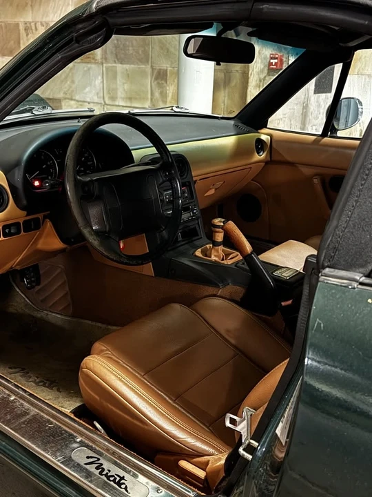 1991 Mazda NA MX-5 Miata - Image 13 of 17