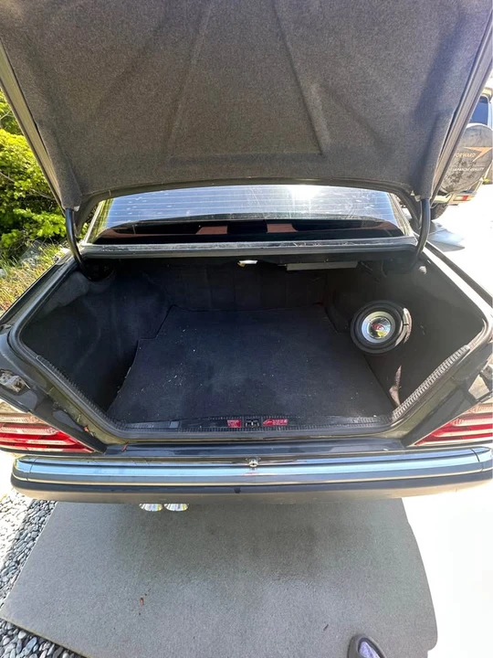 1991 Mercedes-Benz W124 E-Class - Image 5 of 9