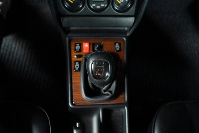 1991 Mercedes-Benz 190E 2.5-16 Evolution II - Image 20 of 21