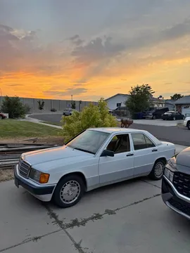 1991 Mercedes-Benz 190E 2.3 Sedan 4D