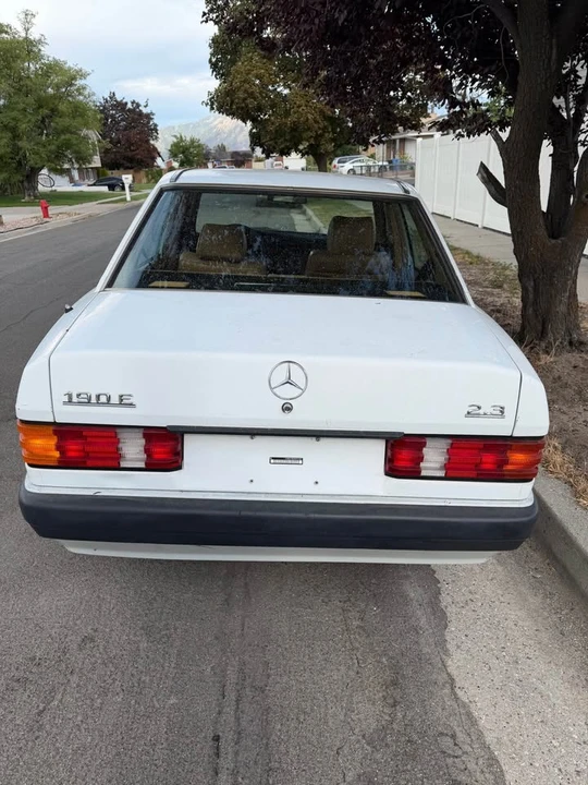 1991 Mercedes-Benz 190E - Image 6 of 7