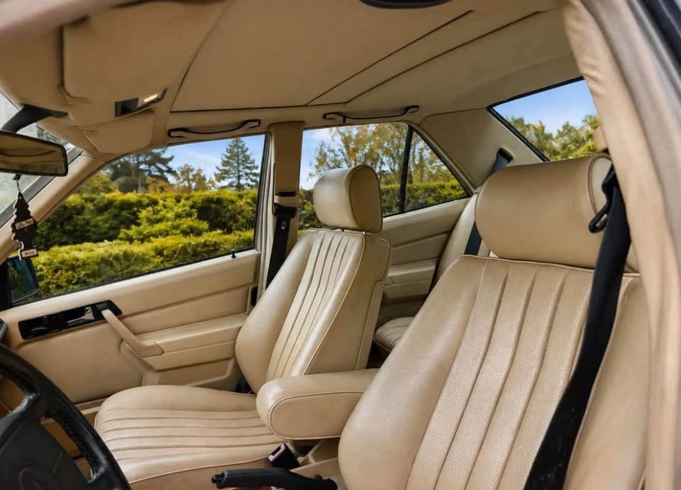 1991 Mercedes-Benz 190E - Image 5 of 8