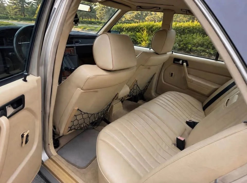1991 Mercedes-Benz 190E - Image 6 of 8