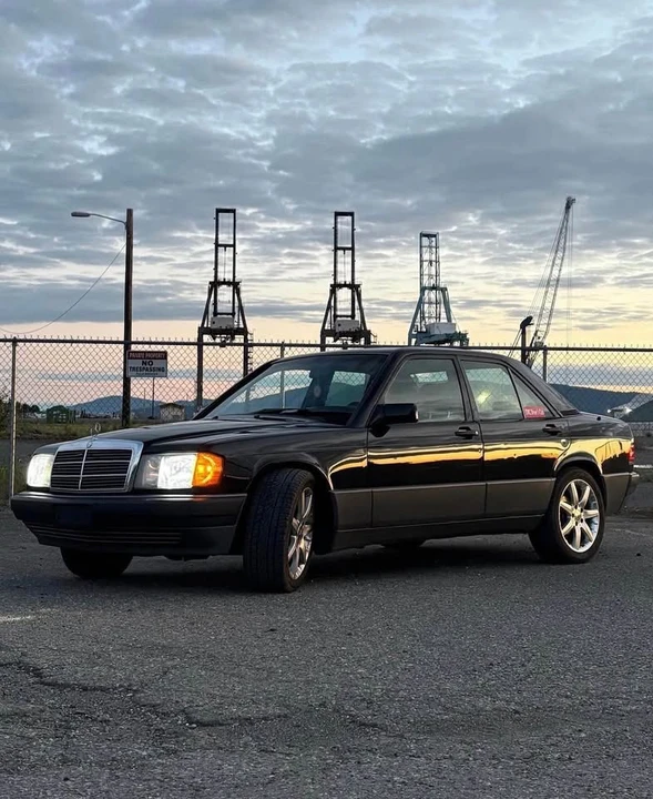 1991 Mercedes-Benz 190E - Image 7 of 8