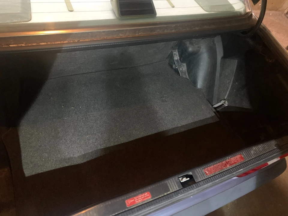 1991 Mercedes-Benz 190E - Image 11 of 17