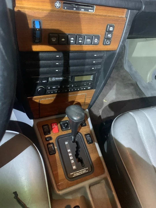 1991 Mercedes-Benz 190E - Image 4 of 17