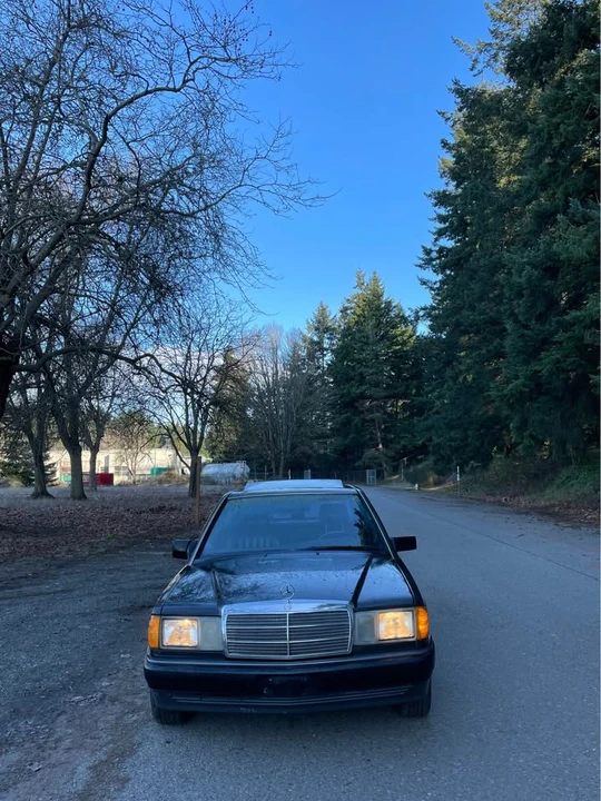 1991 Mercedes-Benz 190E - Image 3 of 8