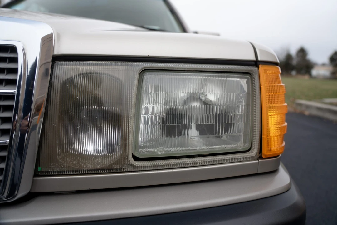 1991 Mercedes-Benz 190E - Image 14 of 31