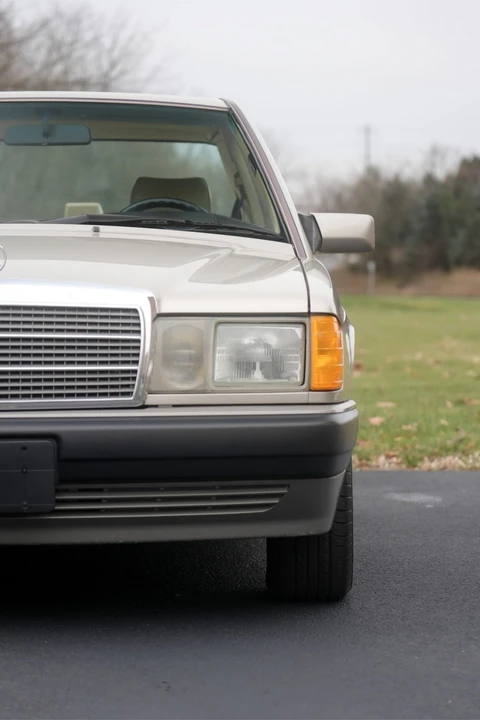 1991 Mercedes-Benz 190E - Image 7 of 31