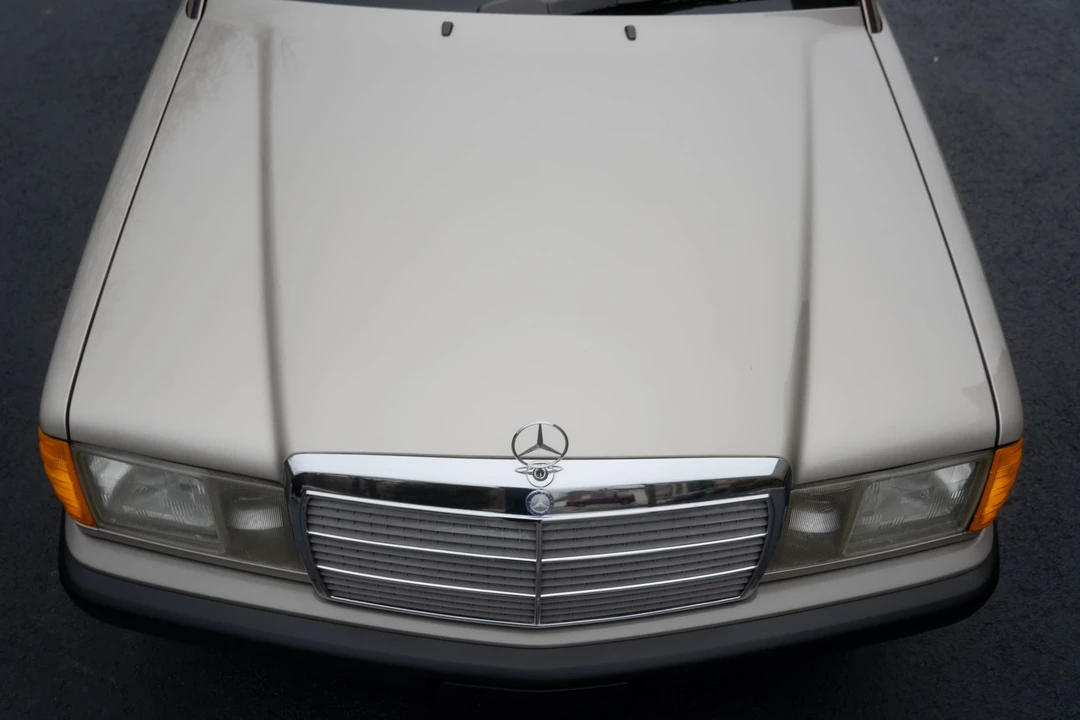 1991 Mercedes-Benz 190E - Image 8 of 31