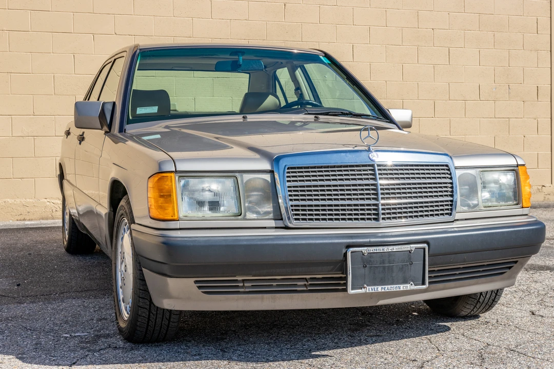 1991 Mercedes-Benz 190E - Image 12 of 31