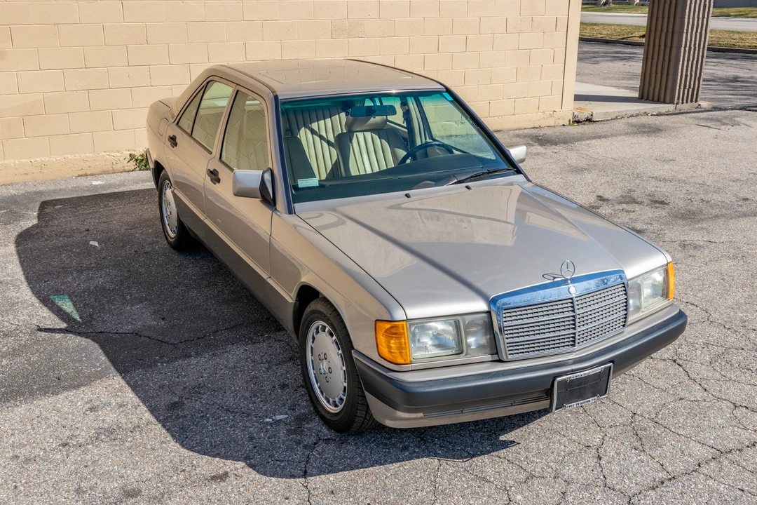 1991 Mercedes-Benz 190E - Image 11 of 31