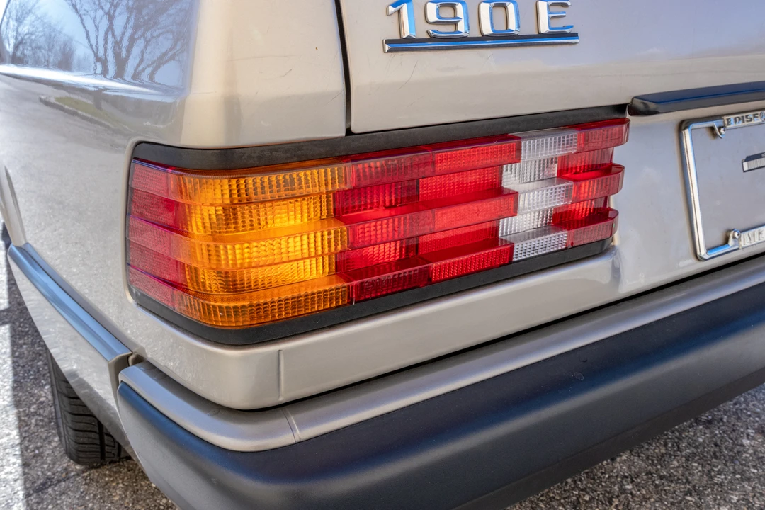 1991 Mercedes-Benz 190E - Image 26 of 31