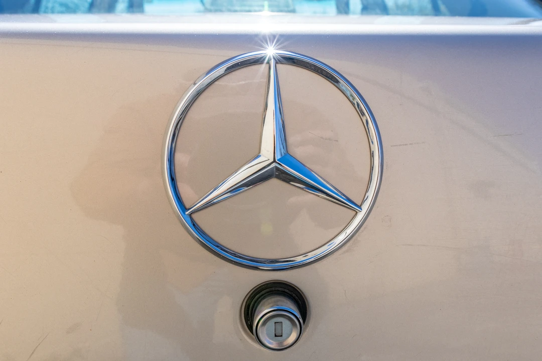 1991 Mercedes-Benz 190E - Image 28 of 31