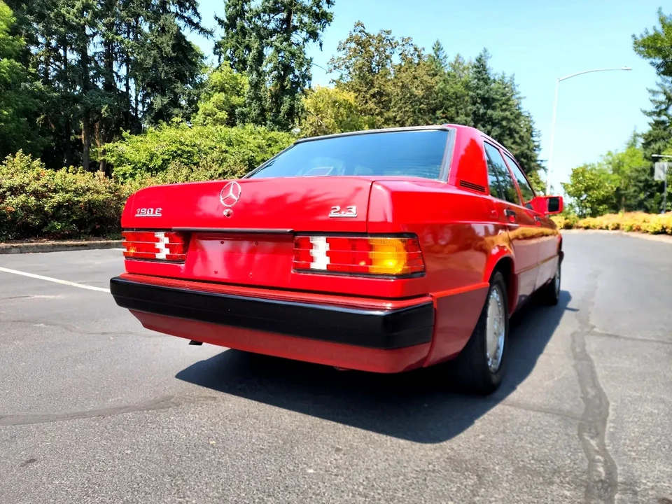1991 Mercedes-Benz 190E - Image 17 of 31