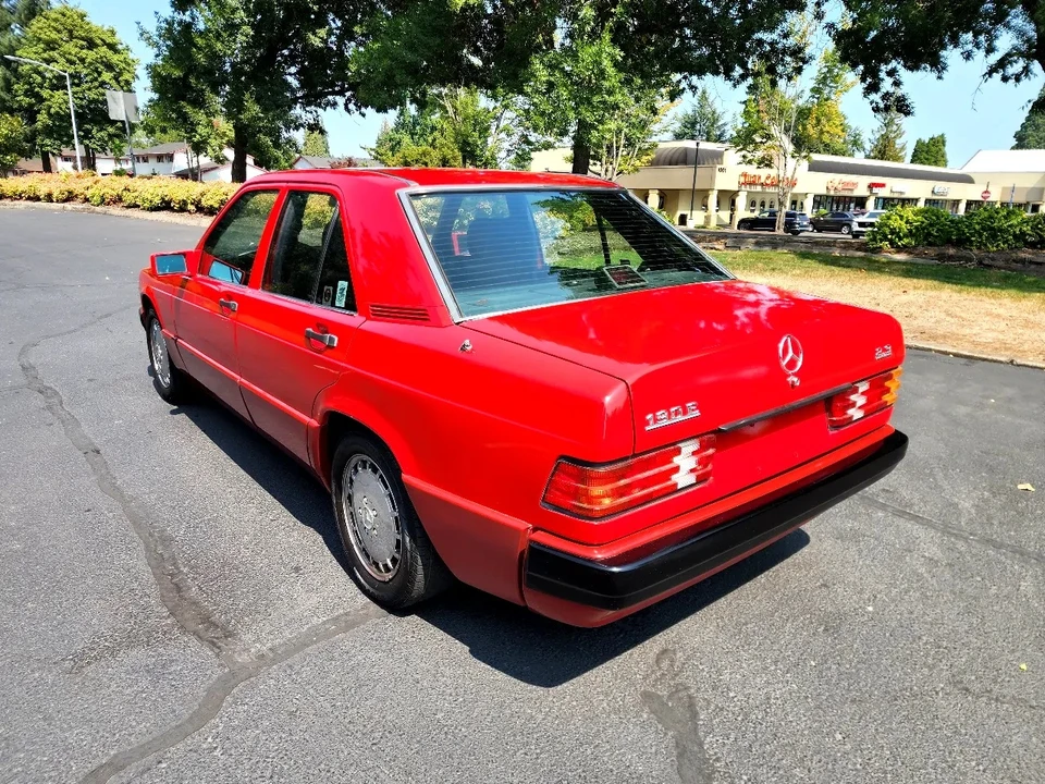 1991 Mercedes-Benz 190E - Image 9 of 31