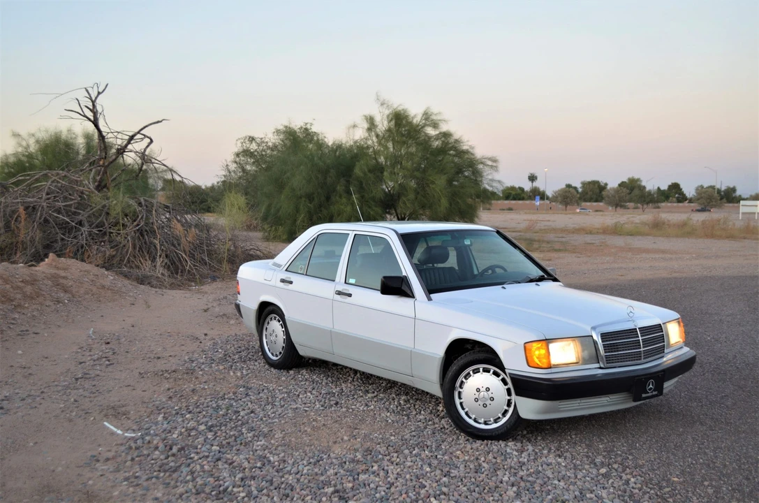 1991 Mercedes-Benz 190E - Image 7 of 31