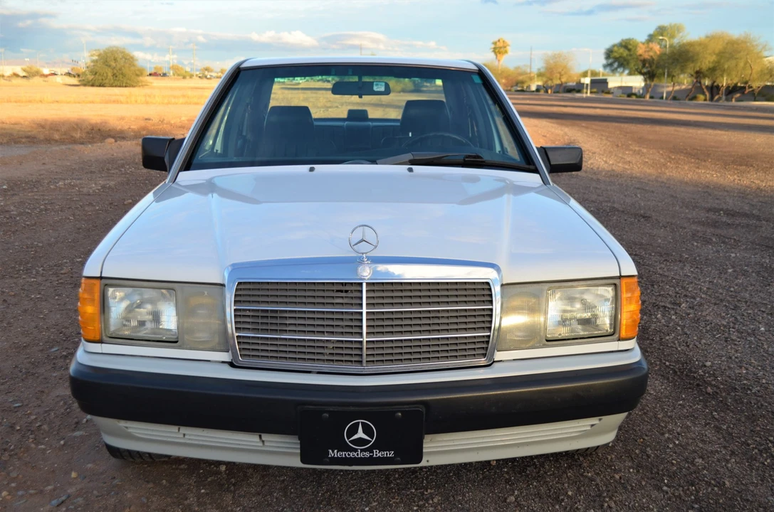 1991 Mercedes-Benz 190E - Image 3 of 31