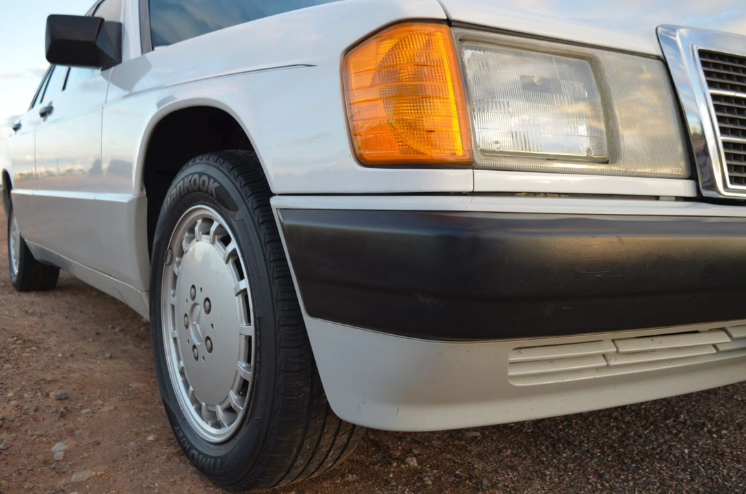 1991 Mercedes-Benz 190E - Image 31 of 31