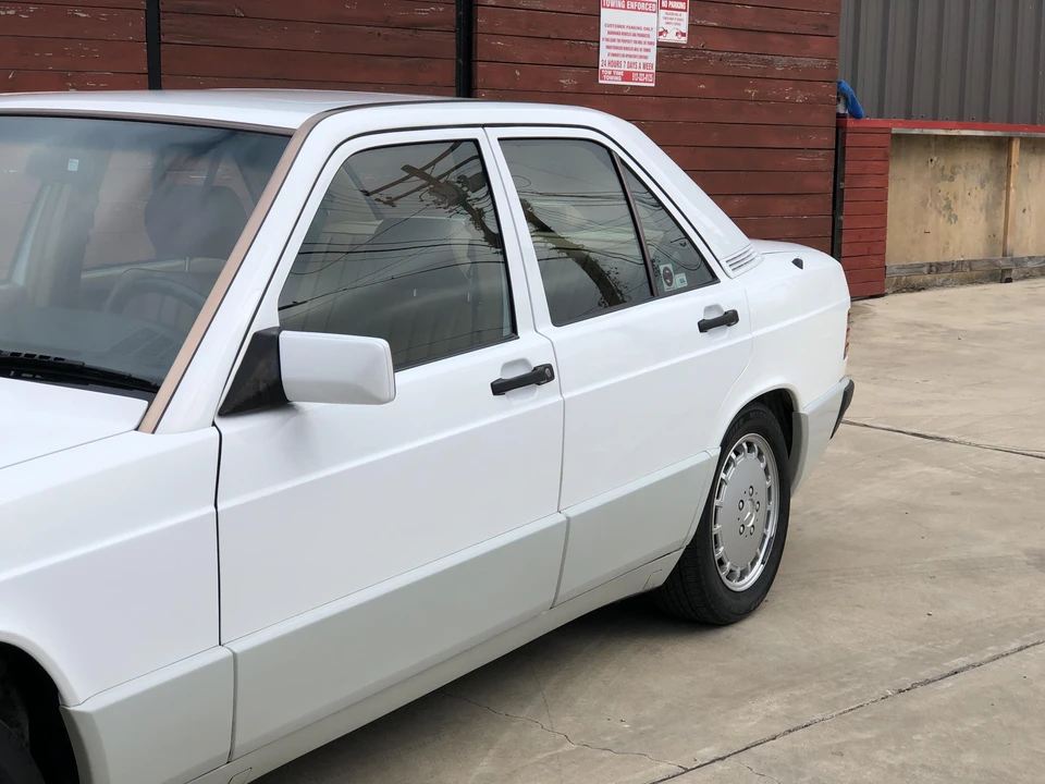 1991 Mercedes-Benz 190E - Image 19 of 31