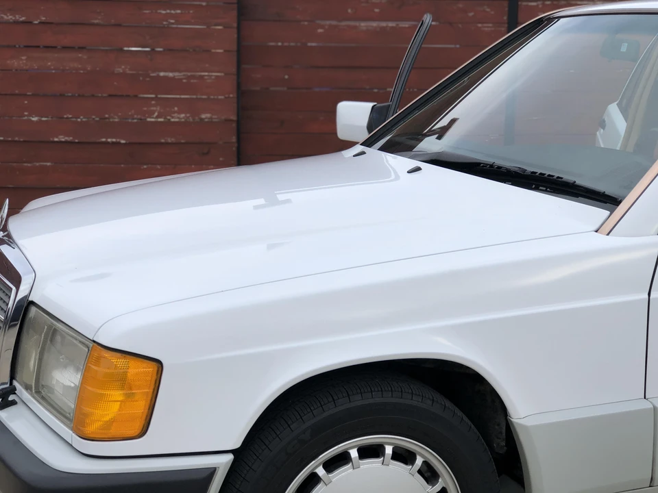 1991 Mercedes-Benz 190E - Image 18 of 31