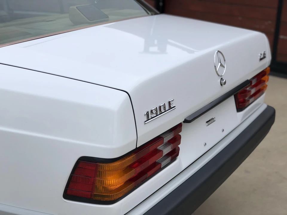 1991 Mercedes-Benz 190E - Image 27 of 31