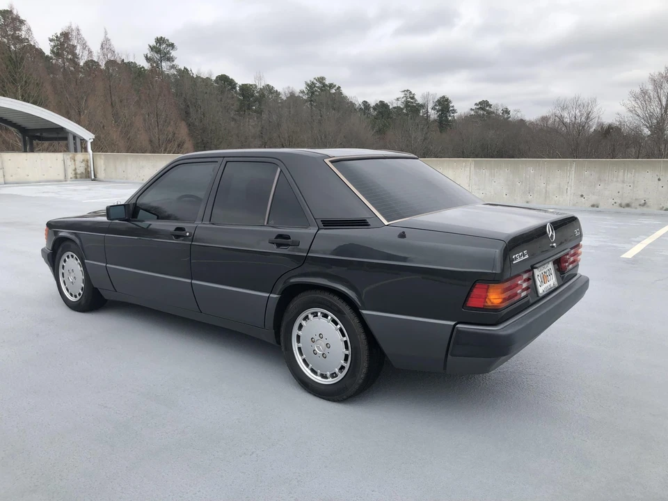 1991 Mercedes-Benz 190E - Image 13 of 31