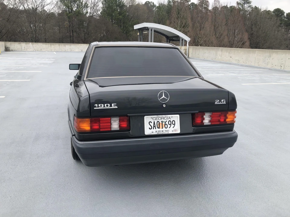 1991 Mercedes-Benz 190E - Image 11 of 31