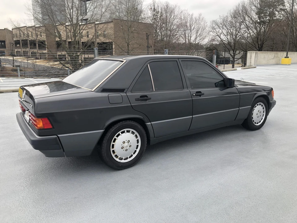 1991 Mercedes-Benz 190E - Image 9 of 31