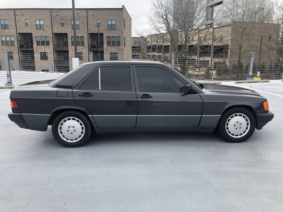 1991 Mercedes-Benz 190E - Image 8 of 31