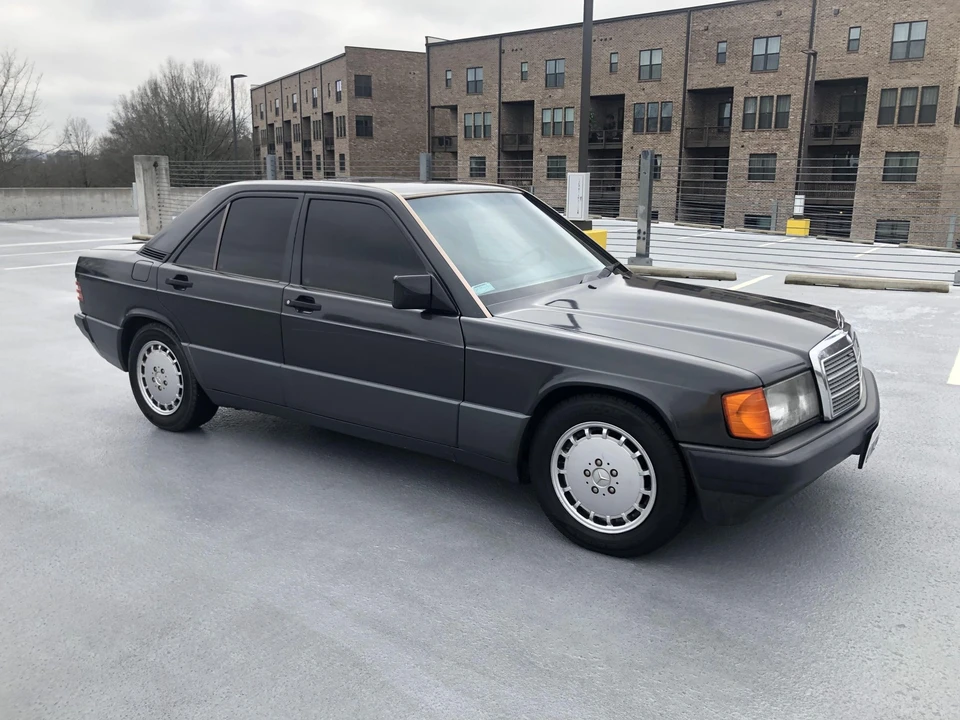 1991 Mercedes-Benz 190E - Image 7 of 31
