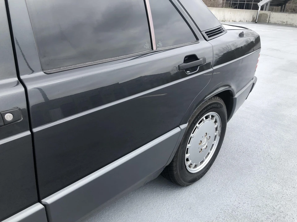 1991 Mercedes-Benz 190E - Image 22 of 31