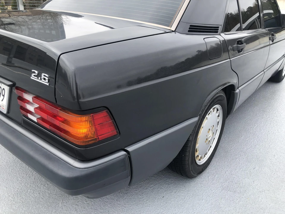 1991 Mercedes-Benz 190E - Image 25 of 31