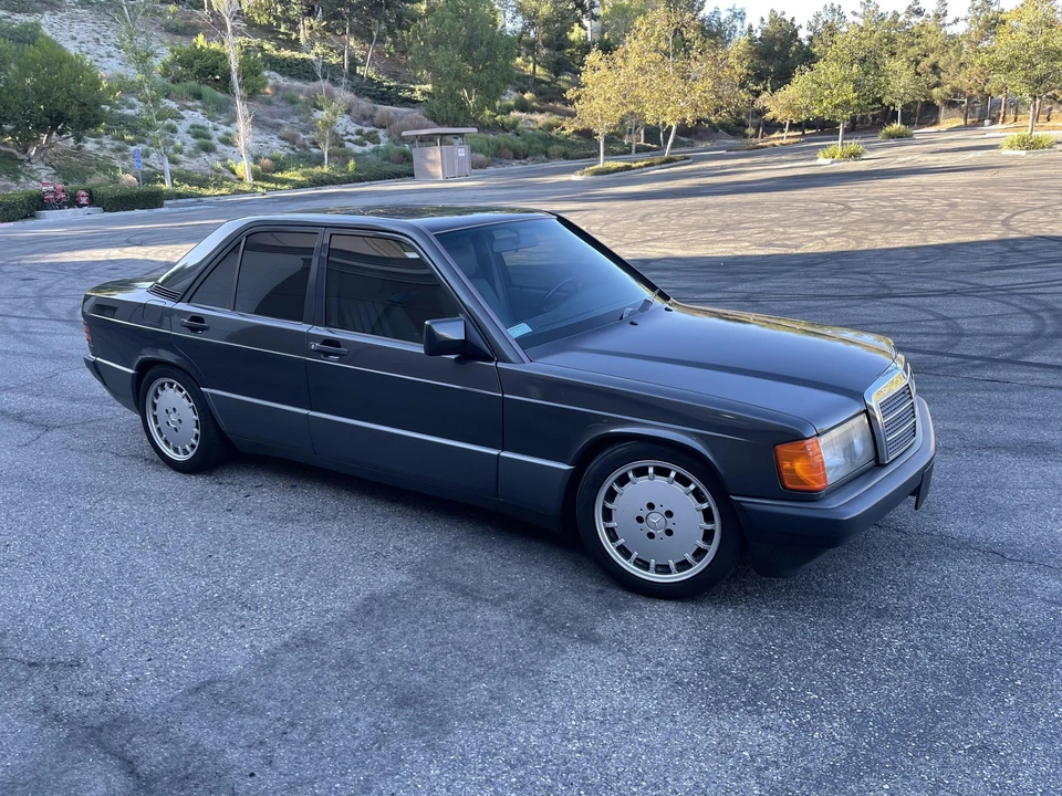 1991 Mercedes-Benz 190E - Image 15 of 31