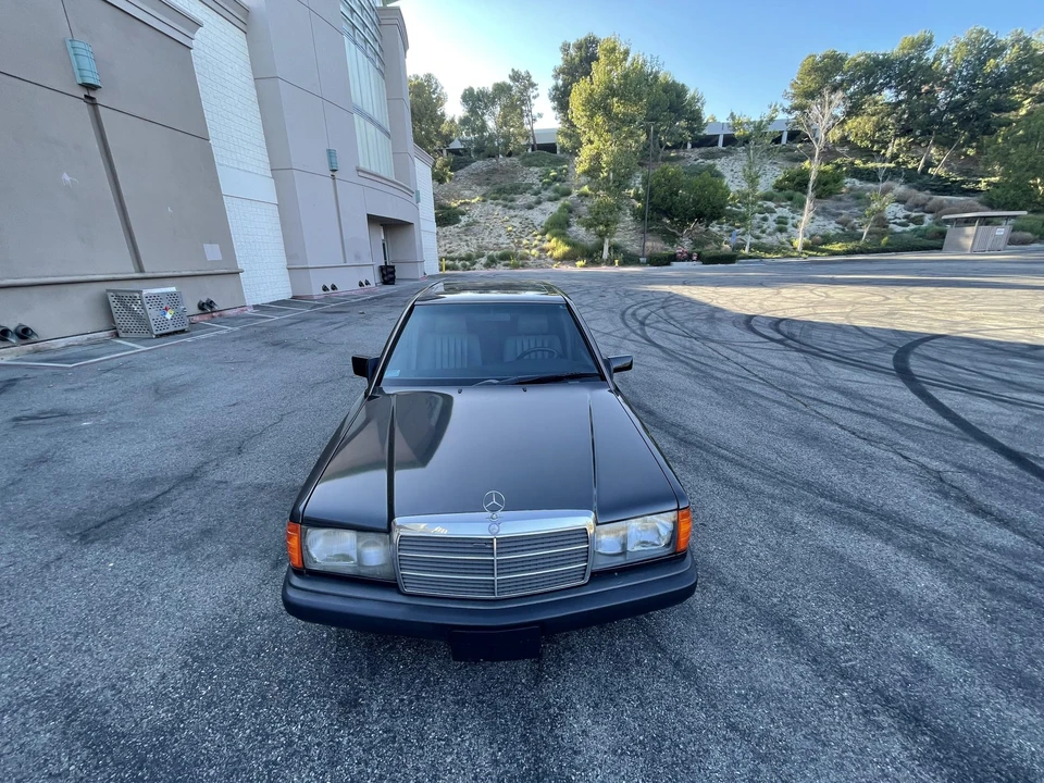 1991 Mercedes-Benz 190E - Image 21 of 31