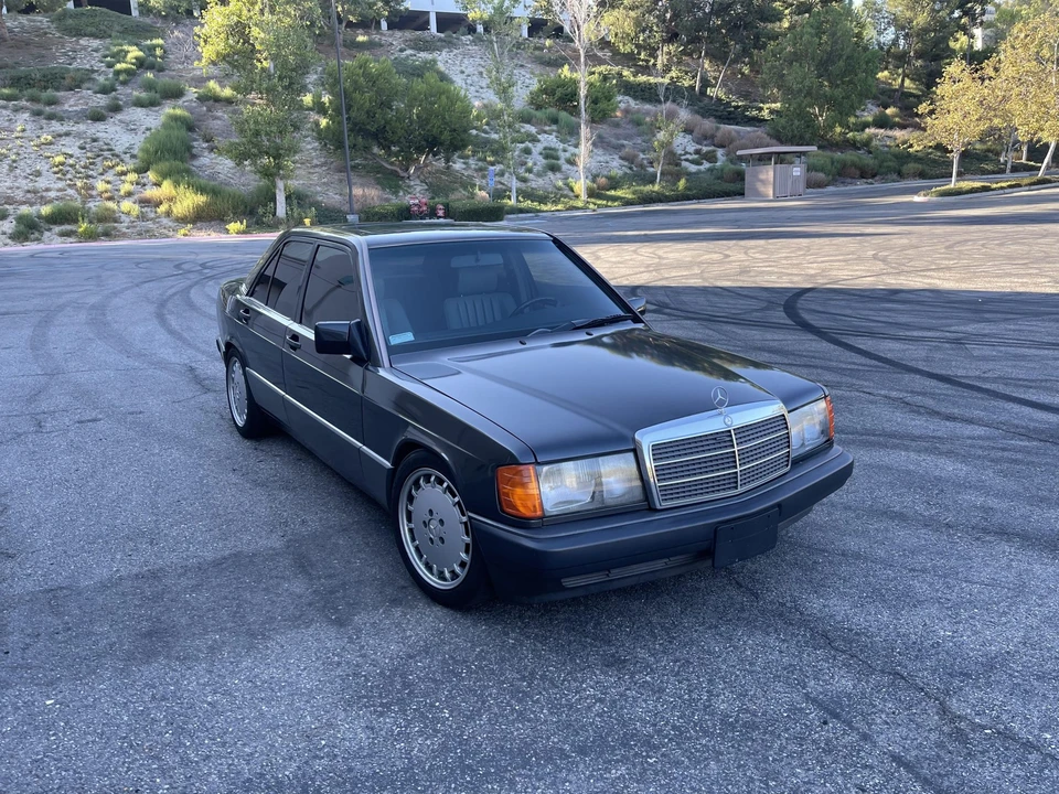 1991 Mercedes-Benz 190E - Image 17 of 31
