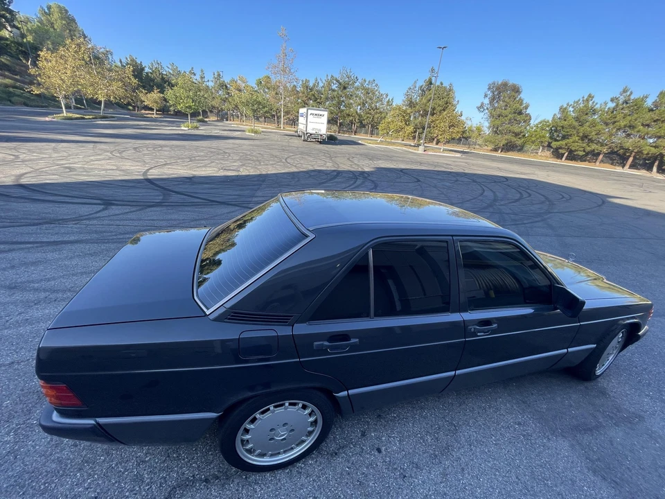 1991 Mercedes-Benz 190E - Image 11 of 31