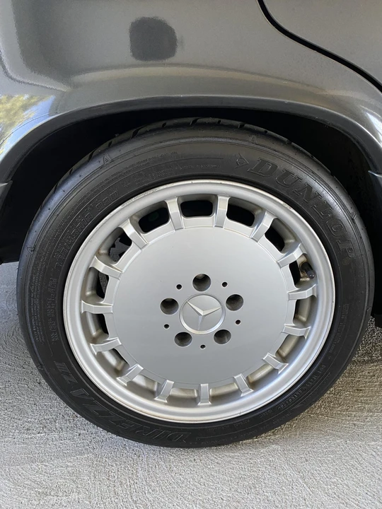 1991 Mercedes-Benz 190E - Image 24 of 31