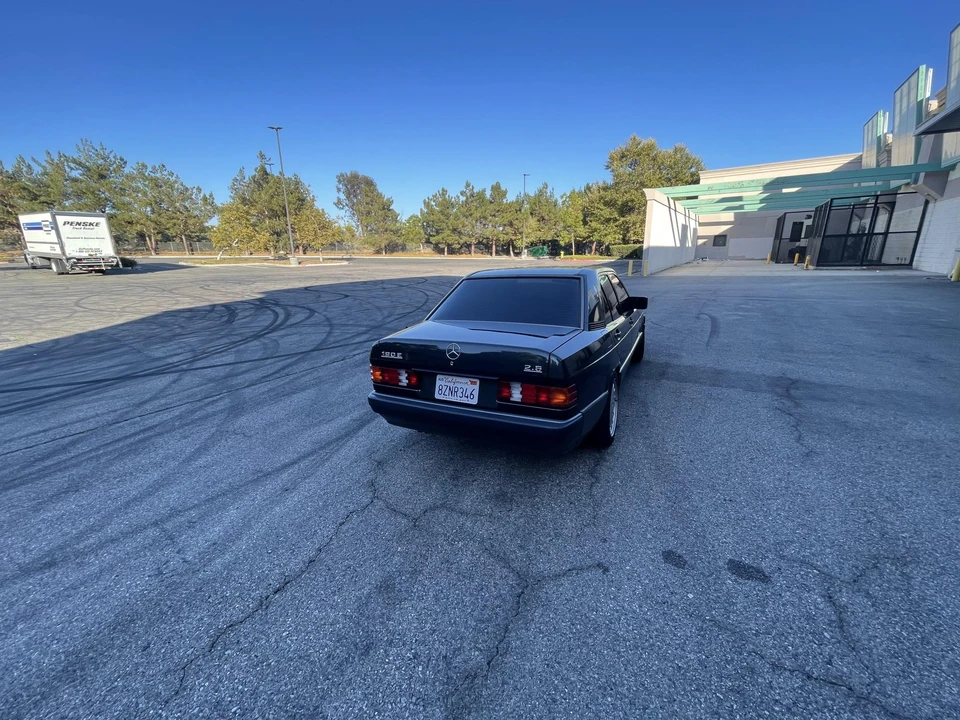 1991 Mercedes-Benz 190E - Image 9 of 31