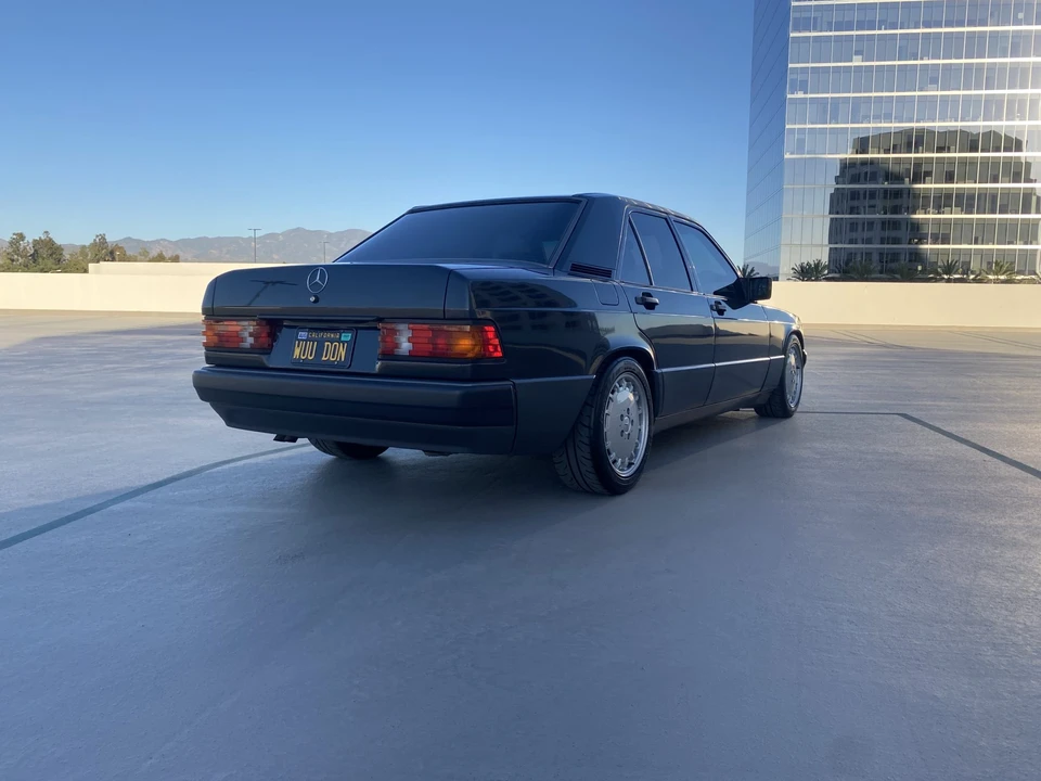 1991 Mercedes-Benz 190E - Image 13 of 31