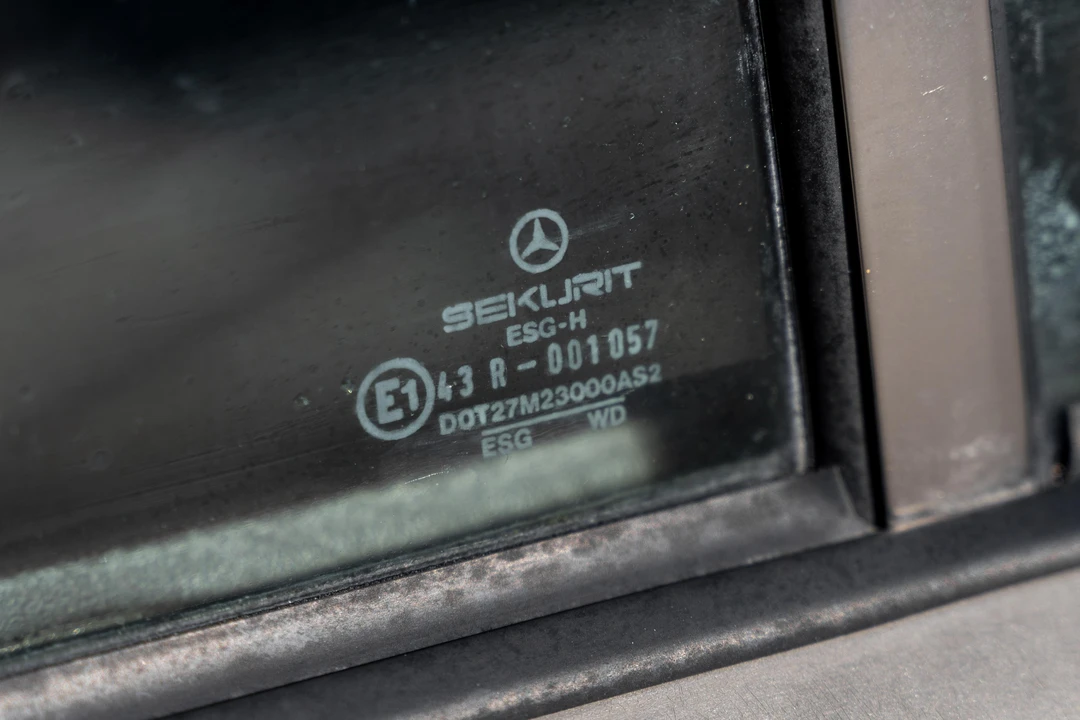 1991 Mercedes-Benz 190E - Image 11 of 31