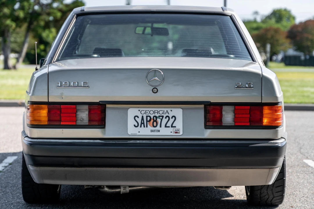 1991 Mercedes-Benz 190E - Image 5 of 31