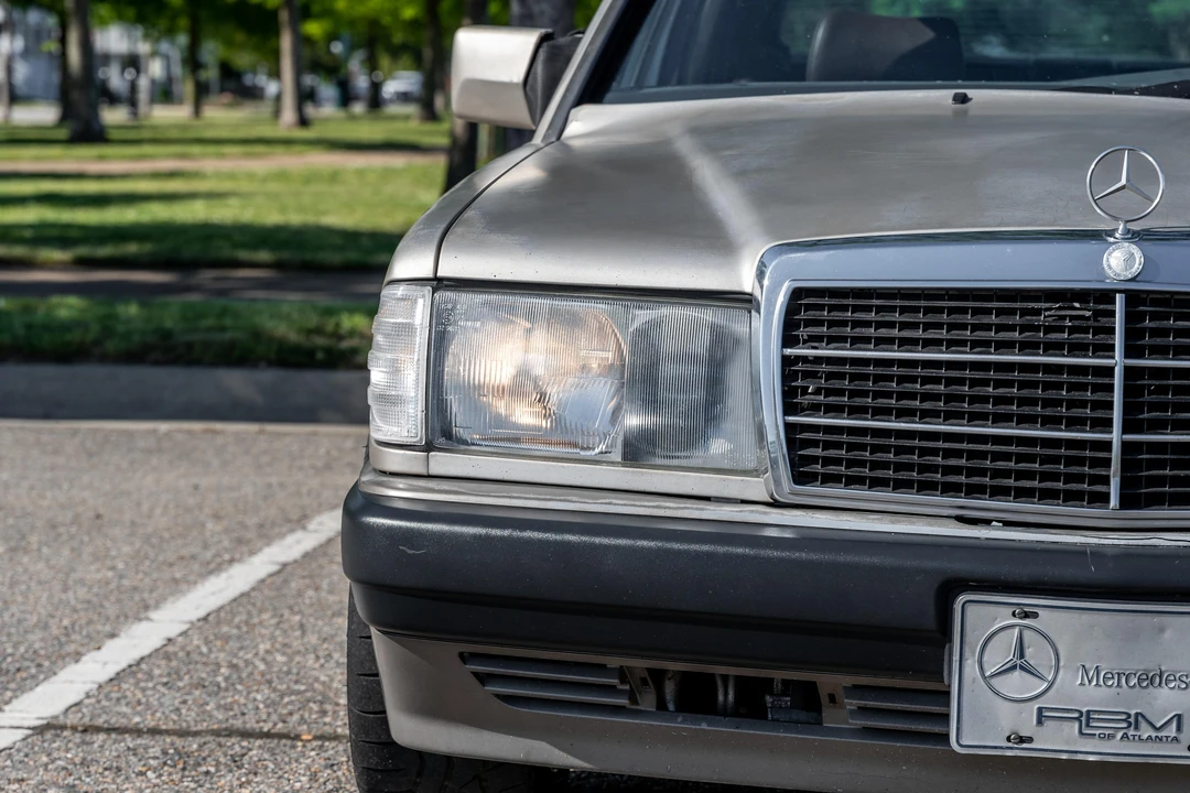 1991 Mercedes-Benz 190E - Image 23 of 31