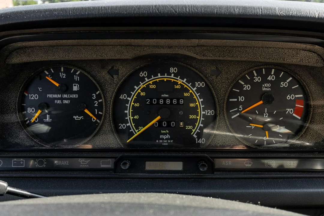 1991 Mercedes-Benz 190E - Image 31 of 31