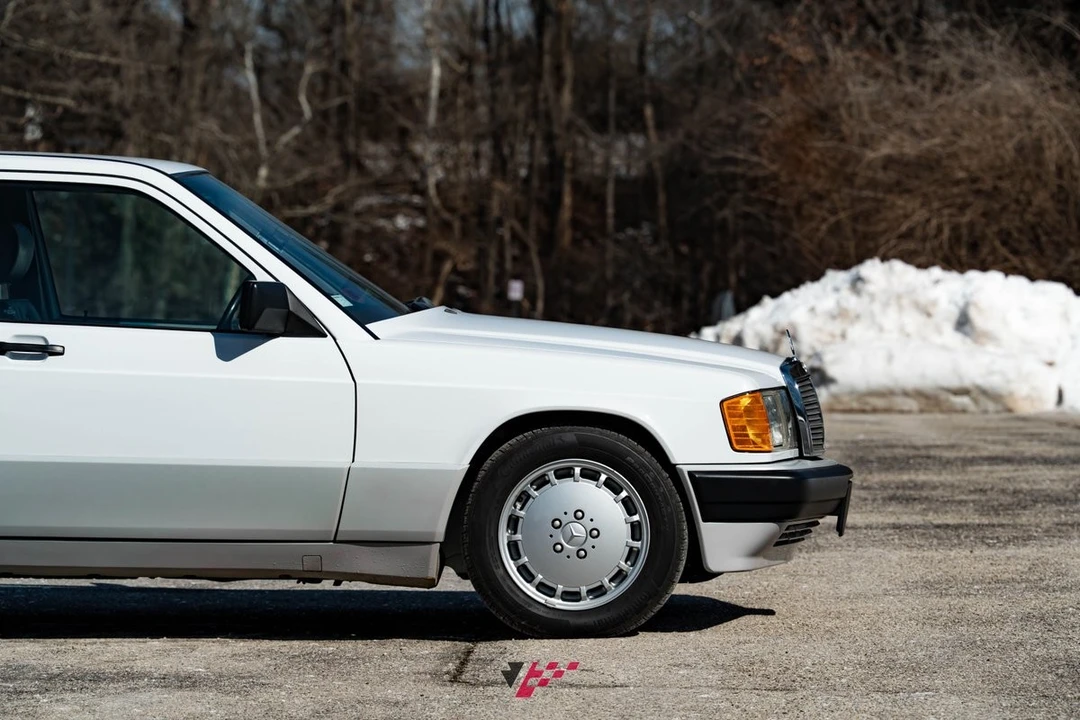 1991 Mercedes-Benz 190E - Image 12 of 21