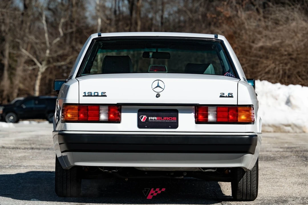 1991 Mercedes-Benz 190E - Image 18 of 21