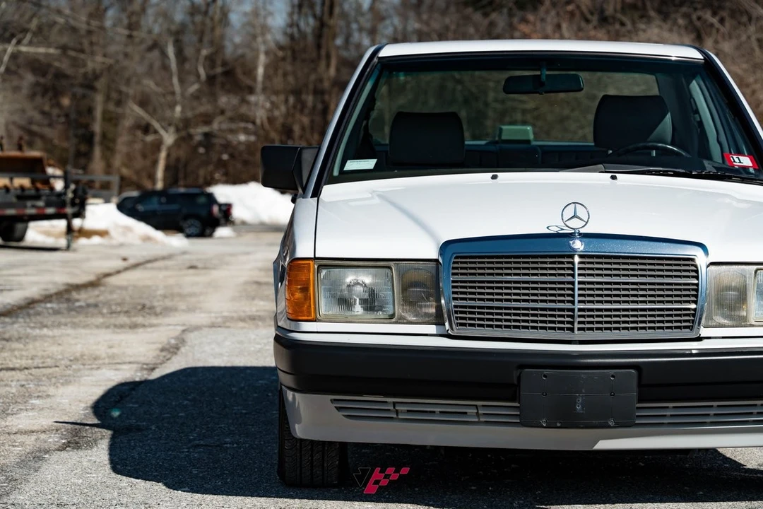 1991 Mercedes-Benz 190E - Image 7 of 21