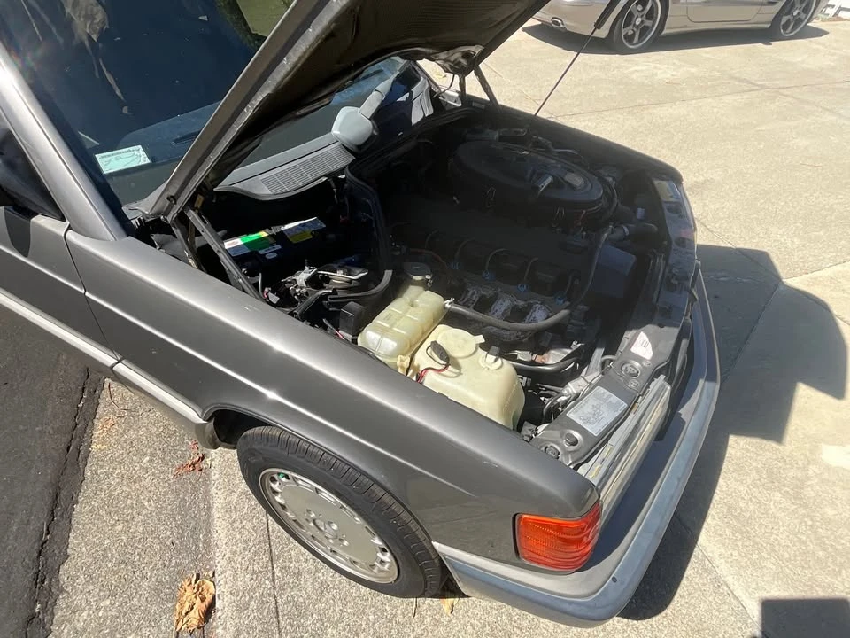 1991 Mercedes-Benz 190E - Image 9 of 15