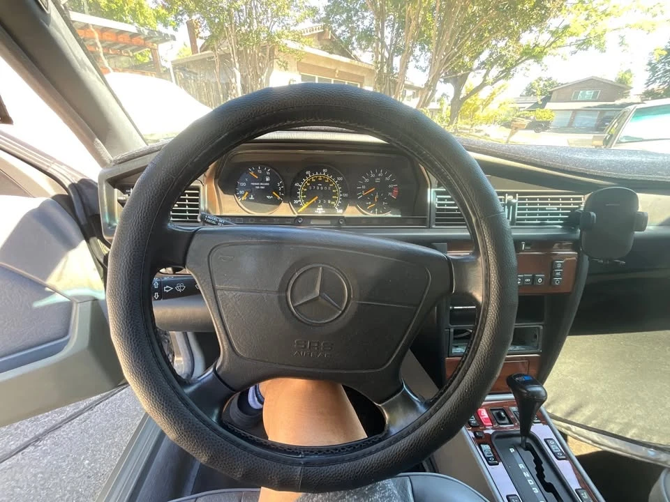 1991 Mercedes-Benz 190E - Image 7 of 15